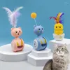 Toys de gato brinquedo de brinquedo Tumbler interativo gatinho self hi suprimentos de animais de estimação têm um pouco amarelo frango engraçado provocação gatos bola bate -papo