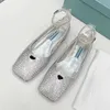 diseñador para mujer de lujo Sandalias de cabeza cuadrada mujer 100% cuero tela de perlas transpirable moda cómoda y zapatos elegantes ladys sexy Chunky sandalias con cierre de tacón bajo