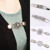 Brooches 1PC Retro Cardigan Clip Cape Shawl Shirt Sweater Collar Duck Pearl Rhinestones Blouse Buckle Clothing Decoration Brooch Pin