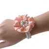 Decorative Flowers 1pcs Korean Bride Wrist Flower Hand Decor Bouquet El Christmas Wedding Ceremony Ornament