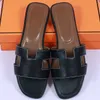 Дизайнерские летние сандалии сандалии женское слайд -слайд Flat Flip Flip Crocodile Beach Особоченный кожаный кожа много рисунков цвета