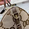 Borsoni Designer borsa da viaggio di lusso temperamento versatile borsa da lettera in nylon di grande capacità materiale da viaggio borsa da viaggio243Q