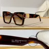 Dames zonnebril voor vrouwen Men Sun bril Mens Fashion Style Beschermt ogen UV400 -lens met willekeurige doos en case 107a