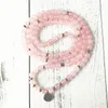 Strang 108 Mala Yoga-Armband, 2023-Stil, hohe Menge Naturstein, Rosenquarz-Schmuck, OM-Charm-Tropfen