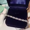 Bracelets de charme Luxurys Designers for Women Fashion Fashion Trendy Elegant String of Beads Party Diamond Jewelry Gift Birthday T2201311