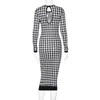 Vestidos casuais 2023 Autumn elegante e slim houndstooth estampelo holloputão oco com manga longa de manga longa Mulheres de vestido