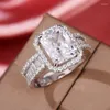Anéis de casamento Huitan Luxury Square cubic zirconia Crystal for Women Silver Color Band moda Moda contratada Jóias de jóias