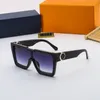 Gafas de sol para mujeres Fashion Fashion Gafas de diseñador Gafas Sun Gafas Sunshade Square Classic UV400 UV400 Mens Gafas de sol al aire libre Oculos con caja y estuche