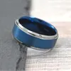 Pierłdy ślubne moda 8 mm niebieska szczotkowana stal nierdzewna pierścionek męski srebrny kolor krawędzi biżuteria Prezent rozmiar 6-13