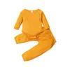 Zestawy odzieży 2 sztuki garnitur dla niemowląt Zestaw stały kolor okrągły szyję Długie rękawowe spodnie dla chłopców dziewczęta 0-24 miesięcy