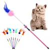 Giocattoli per gatti Pet Funny Stick Toy Scratcher Prendere in giro Gatti interattivi Prodotti per animali domestici Gattino di piume di colore