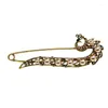 Brooches Exquisite Fashion Golden Retro Large Pin Pearl Peacock Brooch Women Jewelry High-end Temperament Coat Shawl Buckle