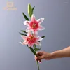 Flores decorativas Wqnjn Simulação 3 cabeças Fense Lily Flower Wedding Home Decoration Pograph Fake Film Bouquet