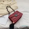 Chaîne sacs à bandoulière pour femmes 2021 Simple 22 concepteur en cuir PU mode sac à bandoulière sac à main portefeuille dame luxe petits sacs à main 260Z