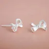 Boucles d'oreilles vente Simple élégant mignon couleur argent nœud papillon pour filles femmes enfants cadeau d'anniversaire beaux bijoux