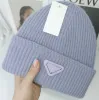 Beanie/Kafatası Kapakları Beanie Kapakları Doğru P Versiyon Tasarımcısı Beanie Lüks Şapka Kaplamış Şapkas Kış Kış UNISEX KASA KAVAM MEKTUPLARI SAYIT DIŞ DIŞ BONNET TÜP ŞİPLERİ 2024