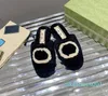 Scarpe casual di alta qualità Sandali con diapositive da donna Pantofola di design Confortevole Mulo in morbida pelliccia di lana calda Taglia 35-39