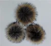 Berets 25pcs/lot Wholesale Real Raccoon Fur Pom For Knitted Beanies Caps Hats Bags Clothing Accessory 15cm Balls With Buckle