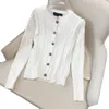 デザイナーレディースニットティートップカーディガンセーターボタン刺繍ロゴデザイナーの服を着た長袖スタイル