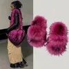 Sandaler 2023 Raccoon Fur Slippers Plus Size Women's Shoes High End Plush Home Ladies Slung Love Bag Slipper Set 230731