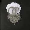 Bijoux de créateur marque lettre plein diamant broches cristal strass bijoux femme broche mariage cadeau de fête de mariage