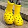 MSCHF Big Red Boots 2023 Astro Boy Boot Cartoon dans la vraie vie mode hommes femmes bottes de pluie plate-forme en caoutchouc à fond épais avec chaussures surdimensionnées bottes au genou rondes YU112ES