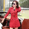 Kvinnor läder 2023 Spring Autumn Women Faux Trench Coat med bälte avtagbar blixtlås Hem S-6xl Slim Fit Jacket PU Long Windbreaker