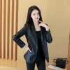 Kvinnors läder smala jackor för kvinnor 2023 Spring Autumn Elegant Black Blazer Casual Ladies Jacket Korean Fashion Chaquetas