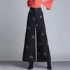 Damenhosen, koreanische Winter-Herbst-Frauen, weites Bein, hohe Taille, Stickerei, rote Wolle, Herbstfrau, schwarze Blumen-Wollhose