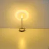 Tafellampen ZK50 USB-oplaadpoort Metalen ijzeren lamp Creatieve kunst Slaapkamer Woonkamer Decoratie Modern Licht Luxe