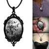 Pendanthalsband F19D Bat Cemetery Glass Halsband Punk Choker Halloween Clavicle Chain Gothic Jewelry for Women Men