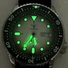 Relógios de pulso Tandorio 20ATM Diver relógio automático para homens 41mm Green Lume Data do dia NH36 Movimento Sapphire Crystal 200m Resistência à água