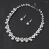 Pochettes à bijoux Ensemble de colliers de bijoux de perles Chaîne de chandail polyvalente pour femmes Alliage d'os