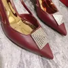Classiques Marque de luxe Sandales Designer chaussures Mode Diapositives talons hauts Floral Brocade Cuir véritable à talons hauts Femmes Chaussures Sandale par top99 w367 002