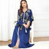 Etnische Kleding Abaya Voor Vrouwen 2023 Zomer Herfst Moslim Mode Lange Mouwen V-hals Polyester Abaya Jurken Met Riem Jurk