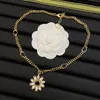 Topp 18K Gold Plated Märke Alfabetringar Ringar Herrens modedesigner Halsband Alfabetet Metal Daisy Studörhängen Smycken Set