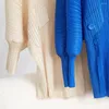 Kurtki damskie judx miyake plisowana luźna swobodna koszula damska najlepsza seksowna design nisza rękawa nietoperza duże rozmiary Folds 2023 Lapel krótki płaszcz