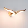 مصباح الجدار الحديثة LED Seagull شكل الطيور ضوء الإبداع الشمعدان الذهبي الإضاءة الداخلية ديكور المنزل لغرفة نوم غرفة المعيشة