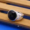 Bagues de grappe Ziqiudie S925 argent Sterling plaqué blanc et noir Agate bague classique hommes femmes modèles épais fête du vin