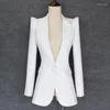 Costumes pour femmes TOP QUALITY 2023 Élégant Designer Blazer Shrug Shoulder Single Button White Jacket