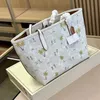 Rese Bag Bagage Designer Beach Väskor Tote Vintage Print Holiday Messenger Women Shopping Bag Leathe Handväskor Totes Purse 231215