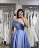 Elegant babyblå aftonklänningar från axel en linje party prom klänning veckar lång klänning för speciellt tillfälle