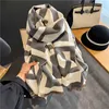 Sjaals Nieuwe Plaid Kasjmier Sjaal Vrouwen Ontwerp Winter Deken Warme Dikke Halsdoek Bandana Vrouwelijke Pashmina Sjaal Wrap Bufanda Poncho y23