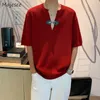 Herrtröjor tröjor män v-hals sommar unisex stickad koreansk mode minimalistisk temperament all-match kläder stilig mogen designer
