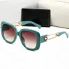 luxury Designer Sunglass Fashion High Quality Sunglasses Women Men Sun glass Goggle 5 Color Option Eyeglasses man woman