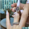 Alianças de casamento de luxo 100% prata esterlina 925 corte esmeralda 6 ct simated diamante noivado coquetel feminino pedra preciosa joias finas drop del dhw5c