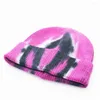 Prix d'usine des bérets ! LOGO personnalisé gratuit Design hiver Tie-Dyes Melon Skin Beanie Warm Bonnet Casual Cap Adult Knit Hip Hop Caps