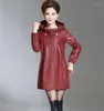 Giacca in pelle da donna L- 6XL Donna 2023 Cappotto nero Abbigliamento moto lungo e sottile Capispalla femminile Rosso OAIRED