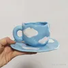 Tasses coréennes en céramique peintes à la main bleu ciel blanc nuage tasse à café soucoupe haut niveau d'apparence belle eau et assiette ensemble