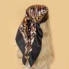 Sciarpe 90 * 90 cm Sciarpa di seta Donna Stampa Capelli Collo Quadrato Ufficio Donna Scialle Bandana Musulmano Hijab Fazzoletto Silenziatore Foulard donna J0801